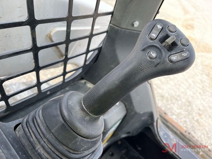 2021-bobcat-t76-image-15