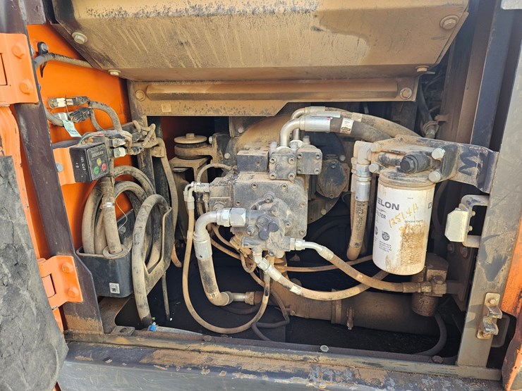 2022-doosan-dx225-lc-image-22
