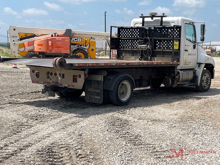 2018-hino-258alp-image-3