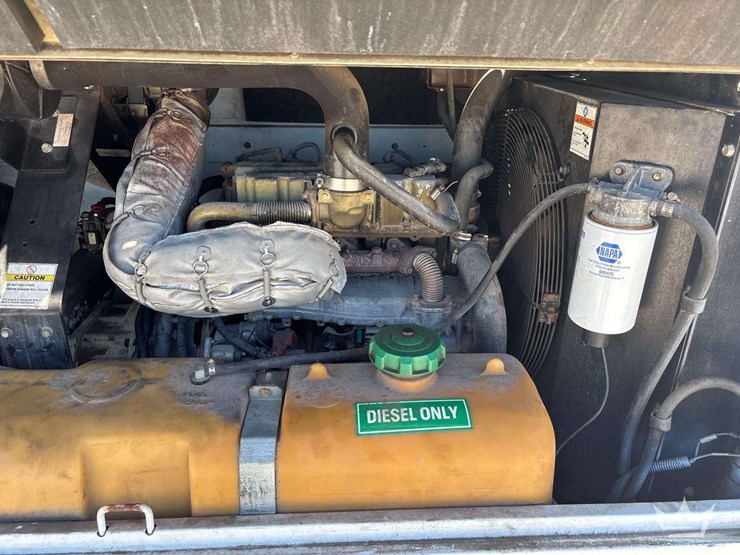 2005-doosan-p185wdz-t4f-image-7