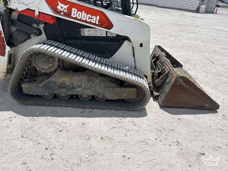 2023-bobcat-t76-image-16
