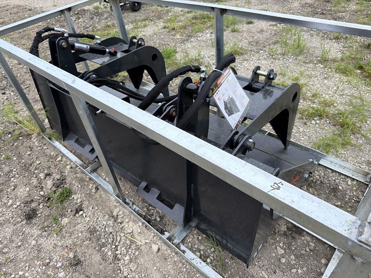 new-landhonor-sgb-11-72w-grapple-bucket-skid-steer-attachment-image-3