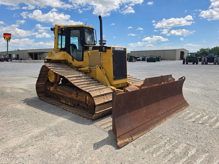 2002-caterpillar-d6m-lgp-image-30