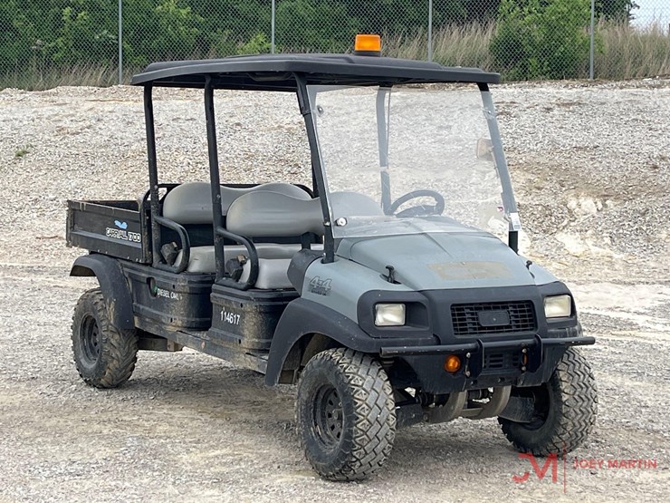 club-car-carryall-1700-image-1