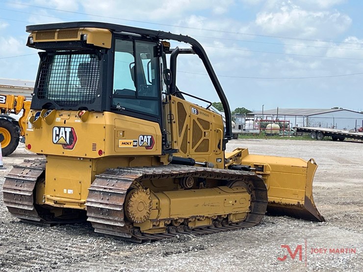 2022-caterpillar-d3-image-3