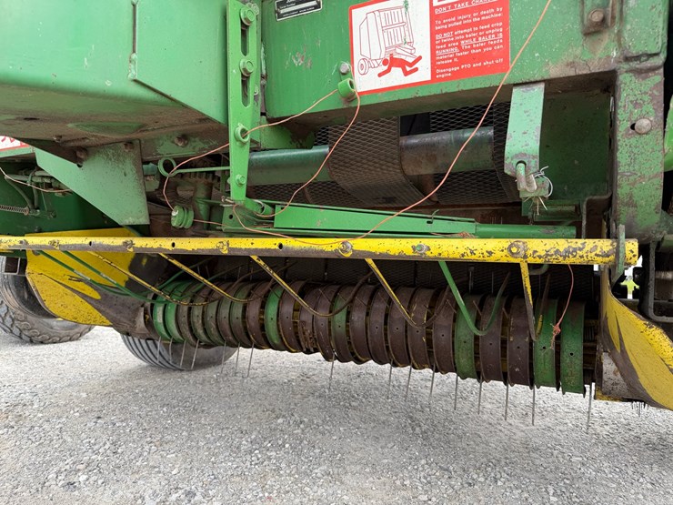 john-deere-530-image-4