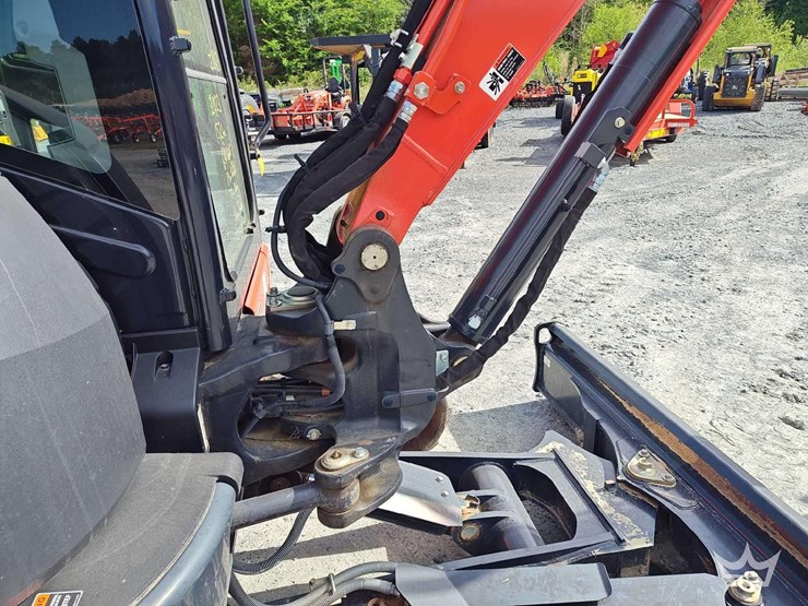 2023-kubota-kx057-5-image-23