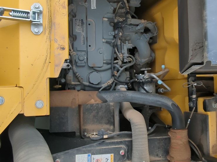 2023-kobelco-sk140sr-lc-7-image-15