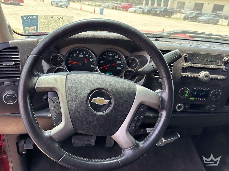 2010-chevrolet-silverado-1500-image-11