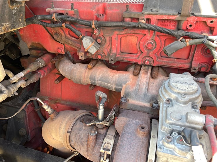 2013-kenworth-t660-image-94