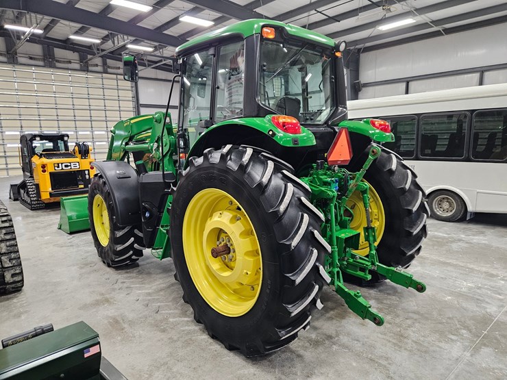 2020-john-deere-6145m-image-14