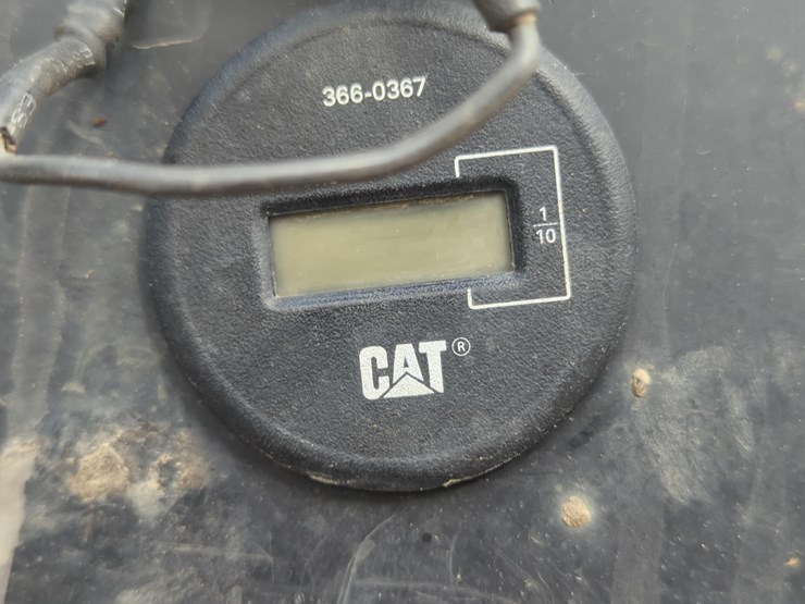 2015-caterpillar-305.5e2-image-17