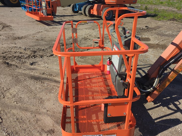 jlg-460sj-image-7