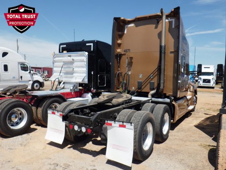 2022-kenworth-t680-image-9