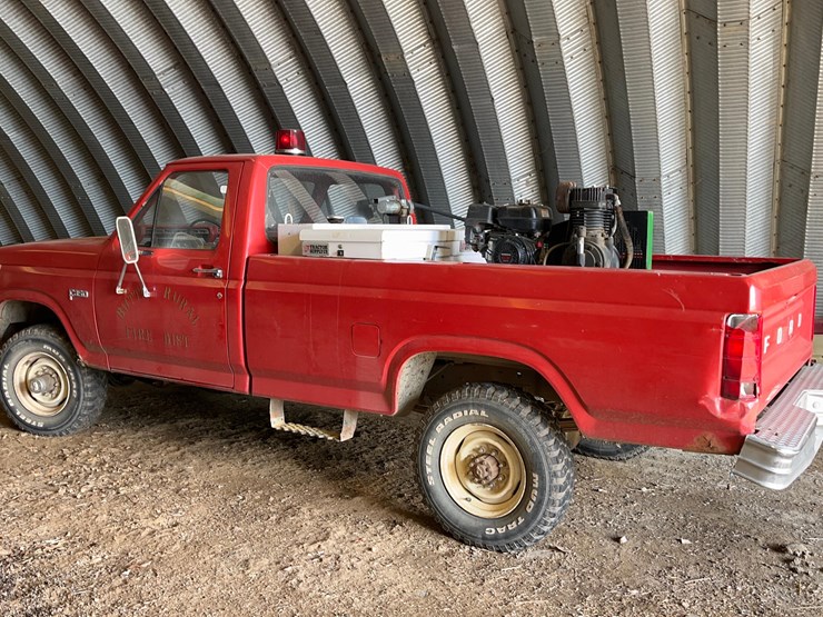 1984-ford-f350-image-1