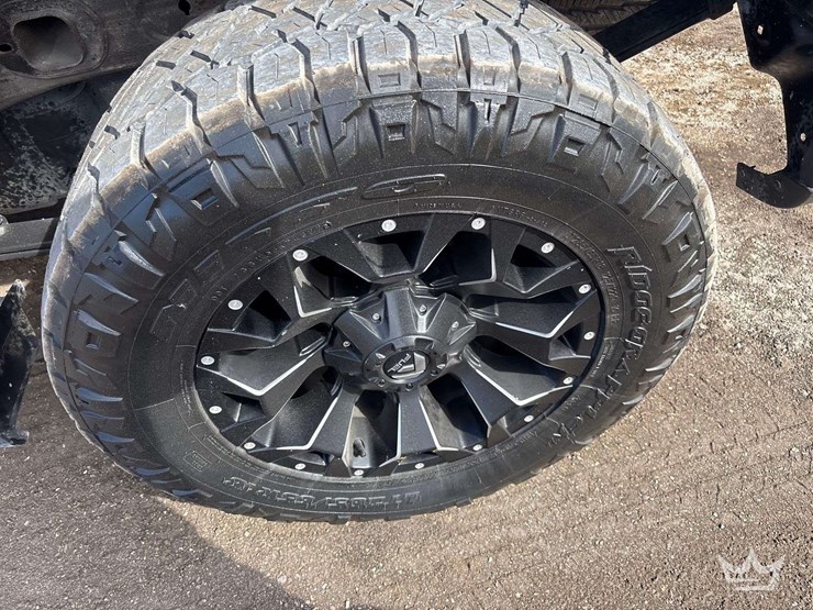 2020-chevrolet-silverado-1500-image-22