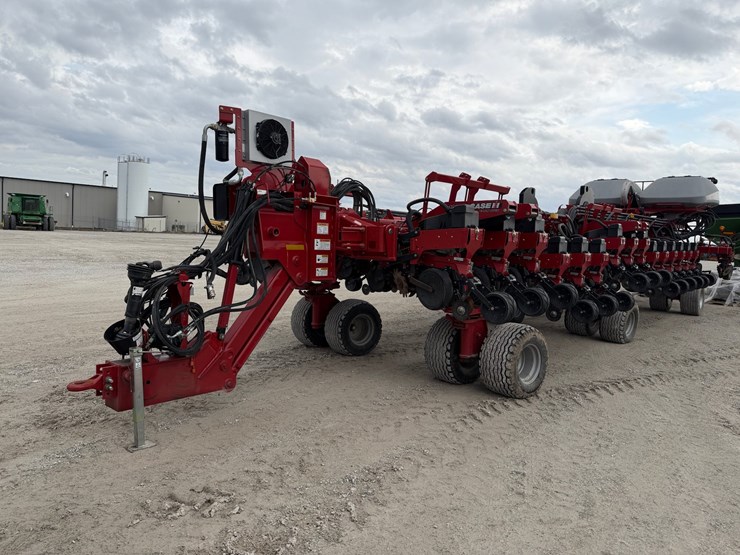 2013-case-ih-1265-image-25
