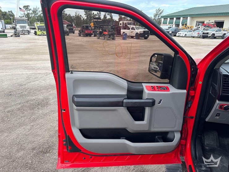 2019-ford-f150-image-11