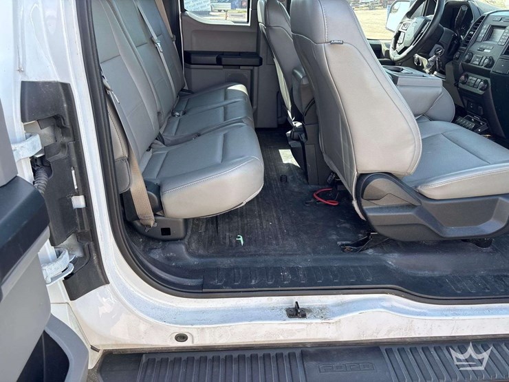 2017-ford-f150-image-23