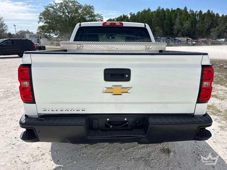 2015-chevrolet-silverado-1500-image-13