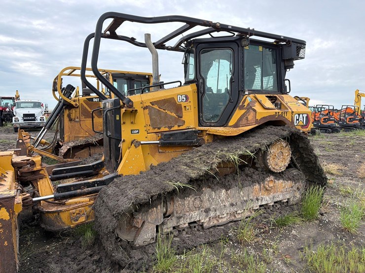 2021-caterpillar-d5-lgp-image-2