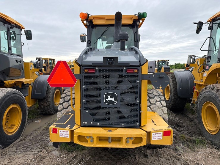 2023-deere-644p-image-5
