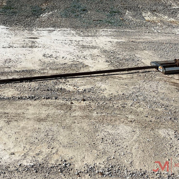 14' CARPET POLE