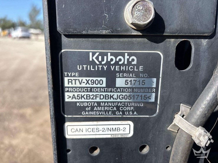 2019-kubota-rtv-x900-image-15
