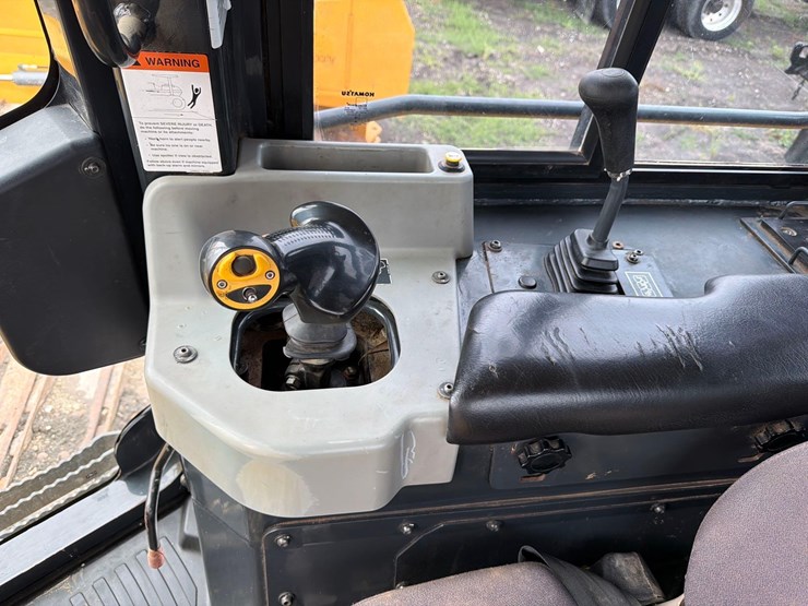 2020-komatsu-d61px-24-image-22