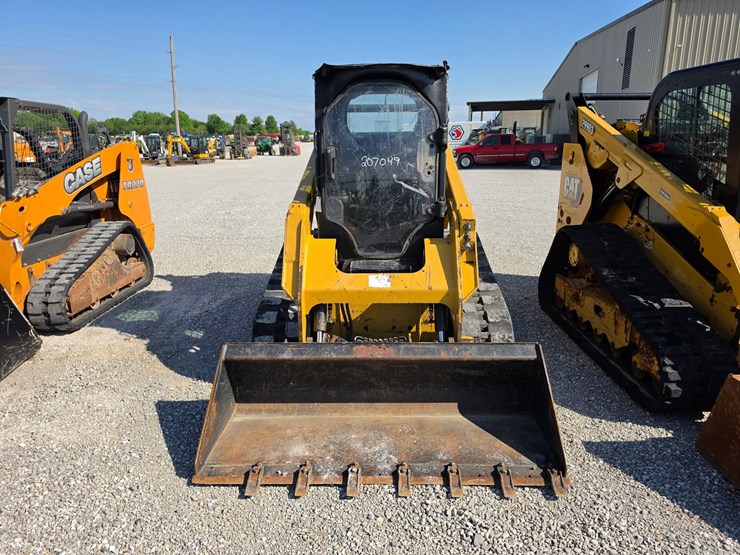 2016-caterpillar-259d-image-2