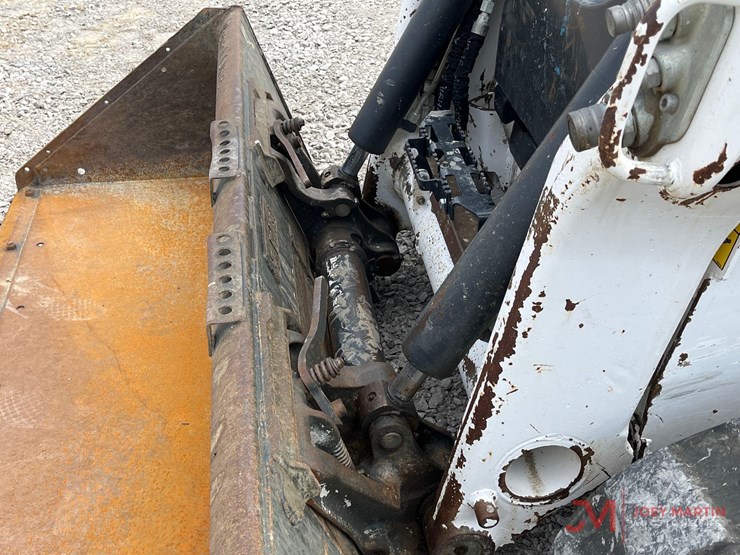 2021-bobcat-t76-image-7