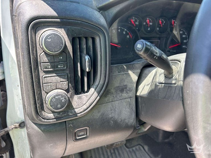 2022-chevrolet-silverado-1500-image-14