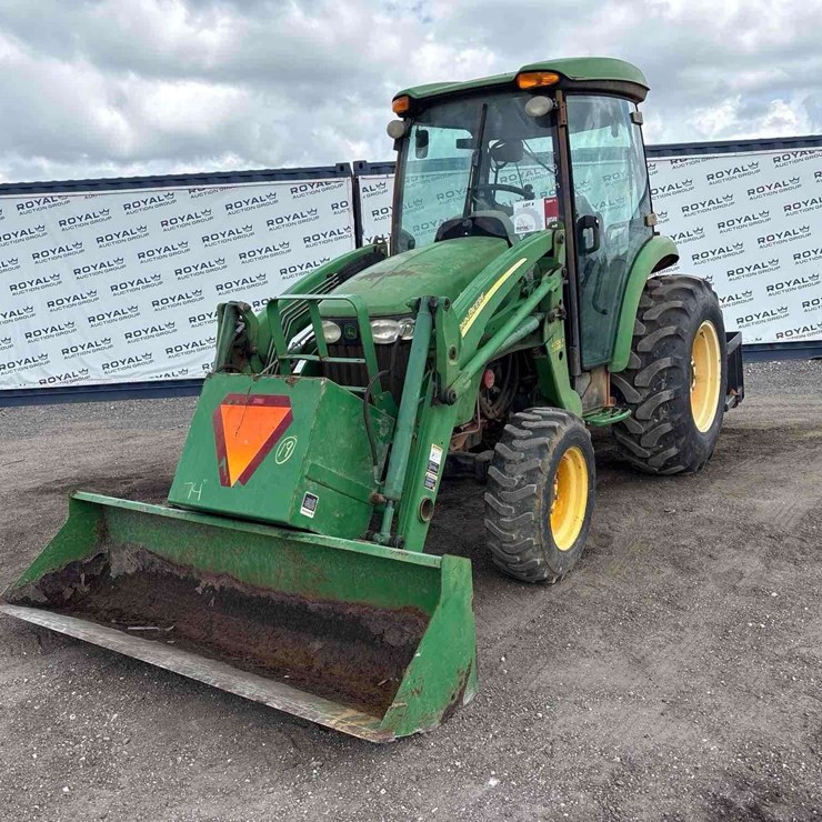 2010 JOHN DEERE 4720