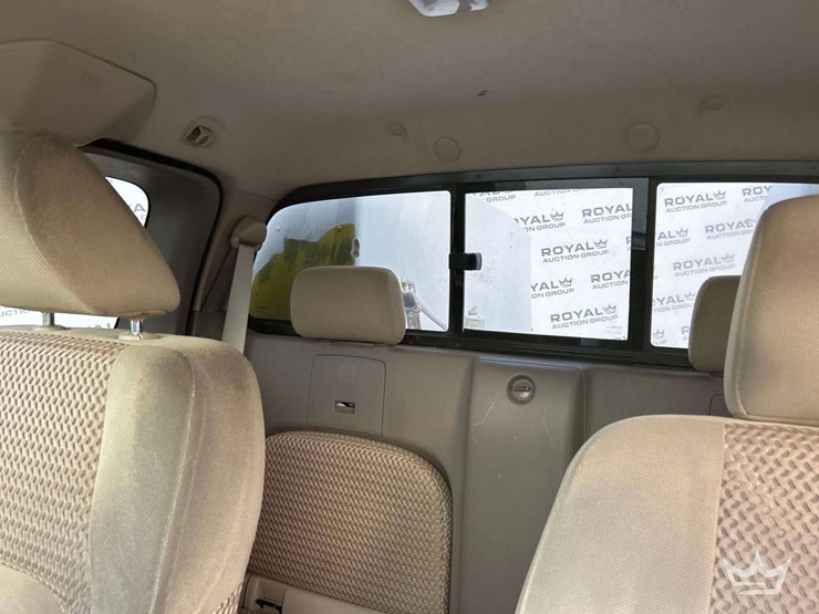 2015-nissan-frontier-image-22