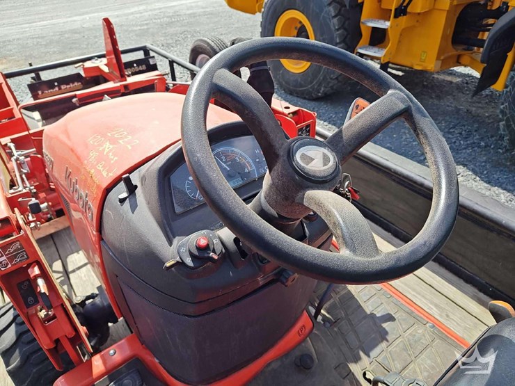 2021-kubota-bx2680-image-24