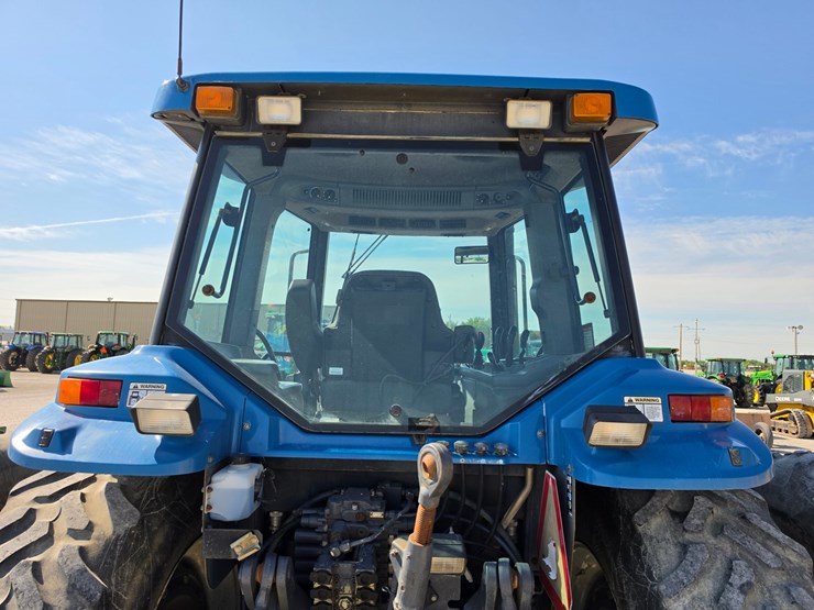 2001-new-holland-8870-image-15