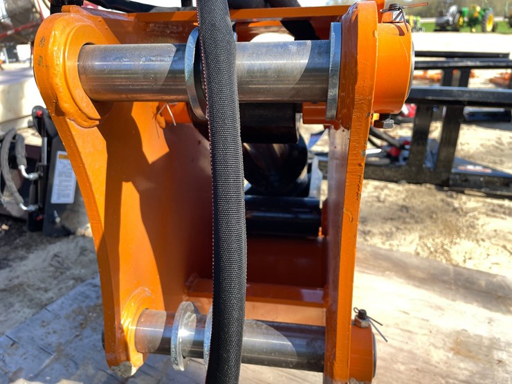#2324-•-new-wolverine-excavator-hydraulic-clamp-image-7