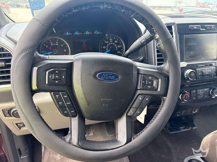 2015-ford-f150-image-16