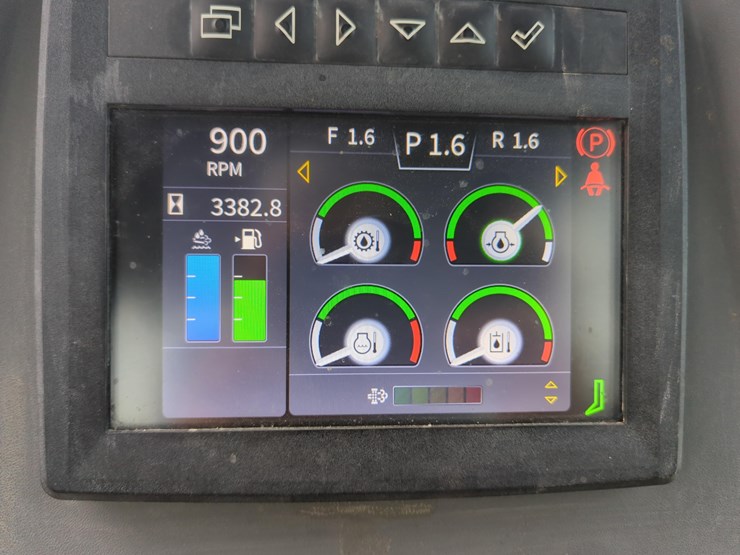2022-deere-700l-xlt-image-23