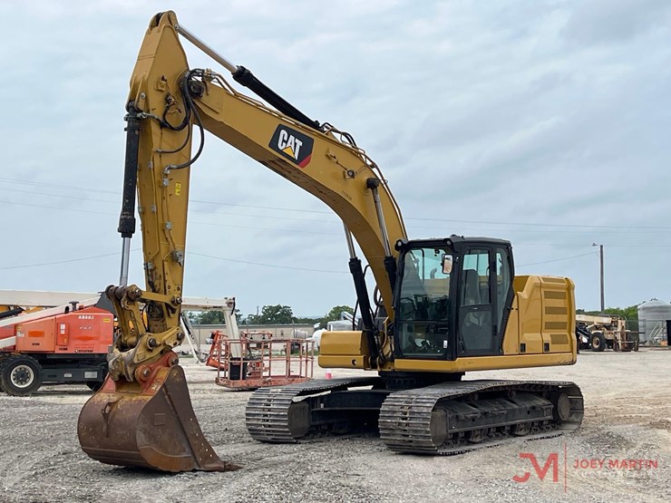 caterpillar-320-image-3