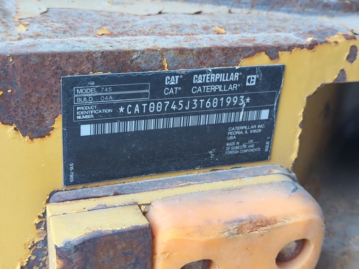 2019-caterpillar-745-image-6