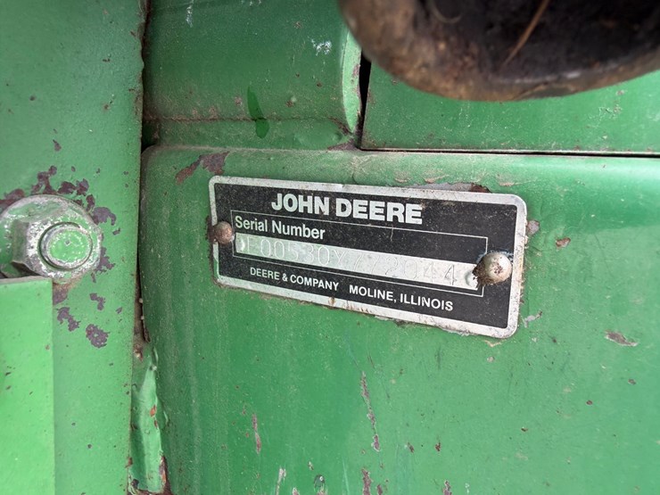 john-deere-530-image-3