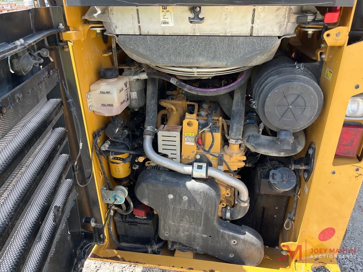 2020-caterpillar-259d3-image-7