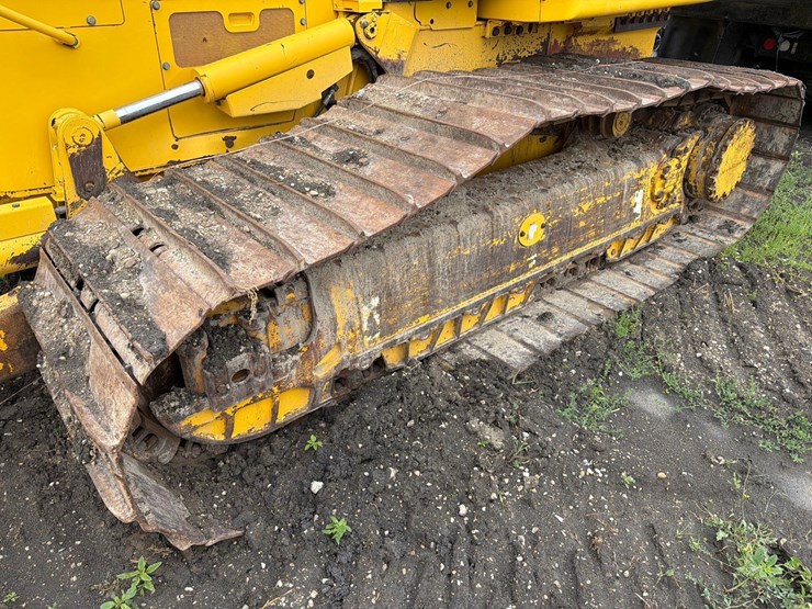 2020-komatsu-d61px-24-image-8