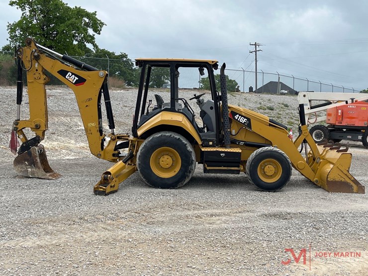 2020-caterpillar-416f2-image-2