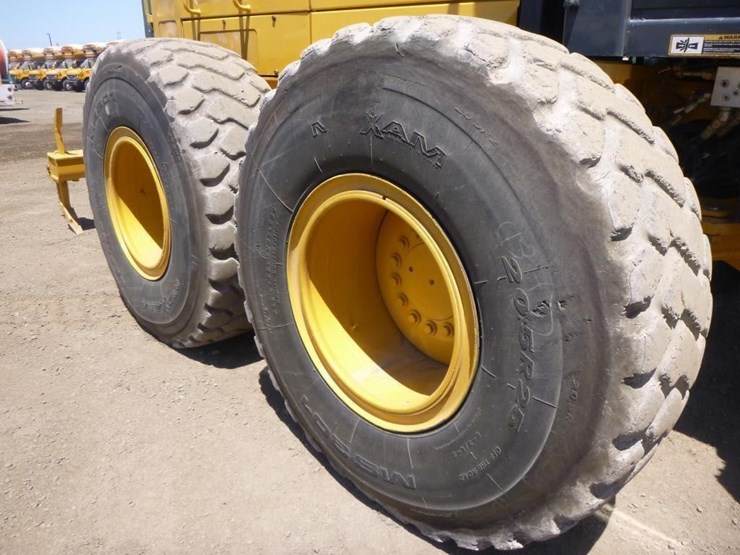 2013-deere-872gp-image-38