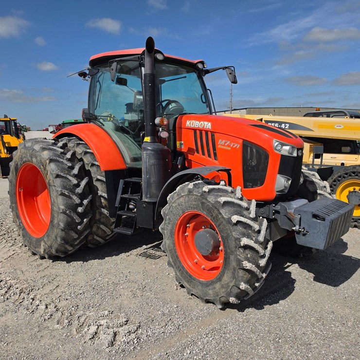 2015 KUBOTA M7-171