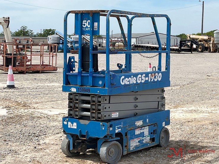 2016-genie-gs1930-image-2