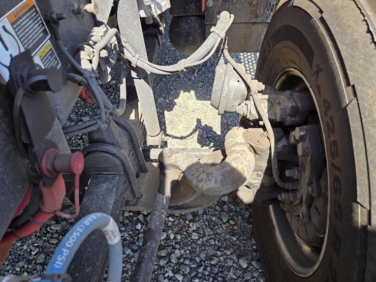 2026-kenworth-t800-image-33