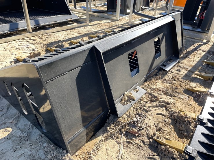#2342-•-new-wolverine-72"-skid-steer-skelton-rock-screening-bucket-attachment-image-5